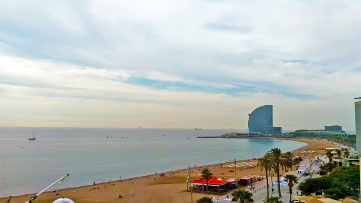 Онлайн веб-камера на пляже Барселонета, Барселона (Барселона, Испания)
